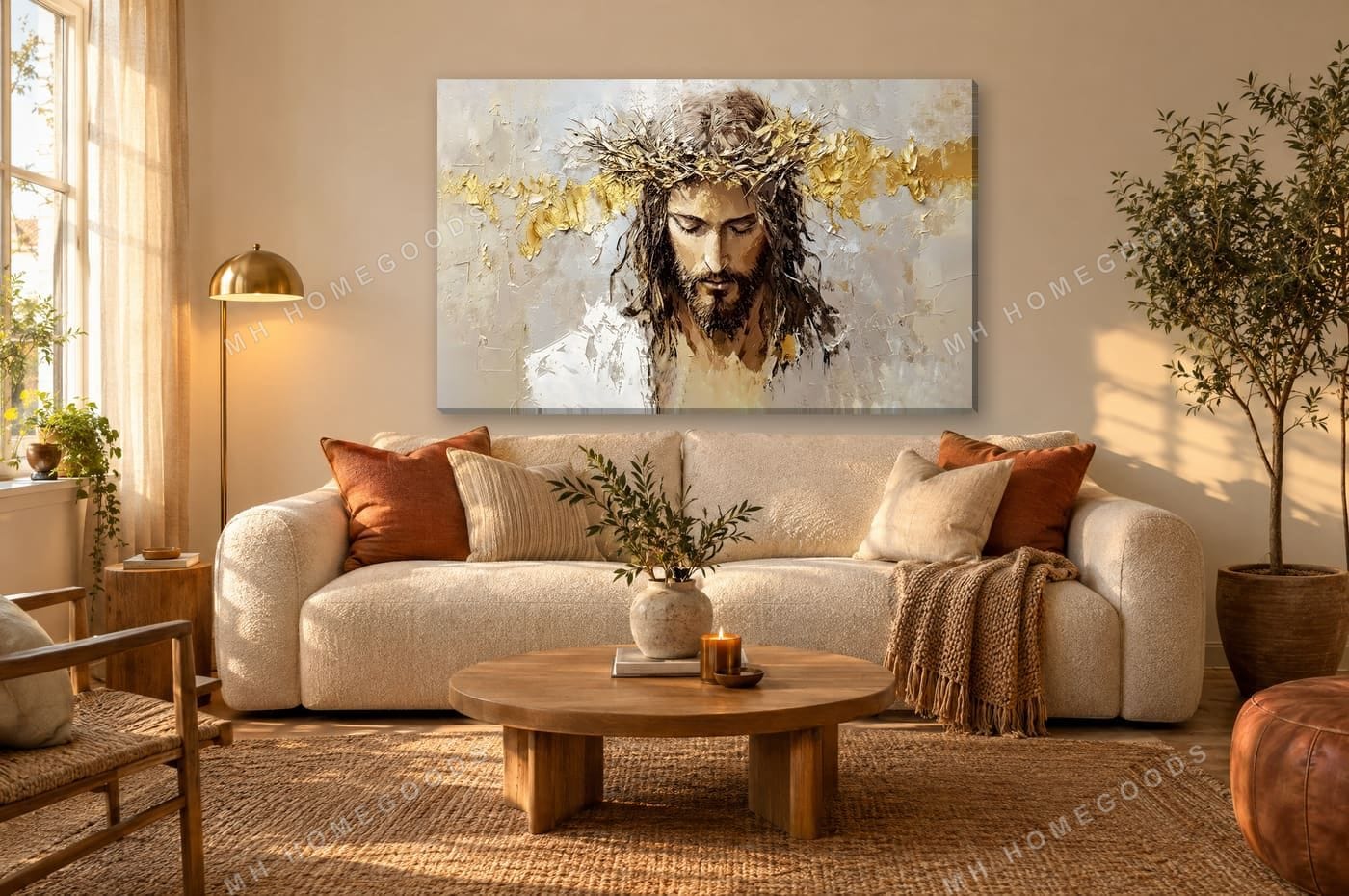 Golden Crown of Thorns: living room